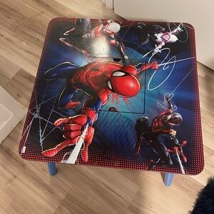 Spider-Man Kids Activity Table - Red and Blue